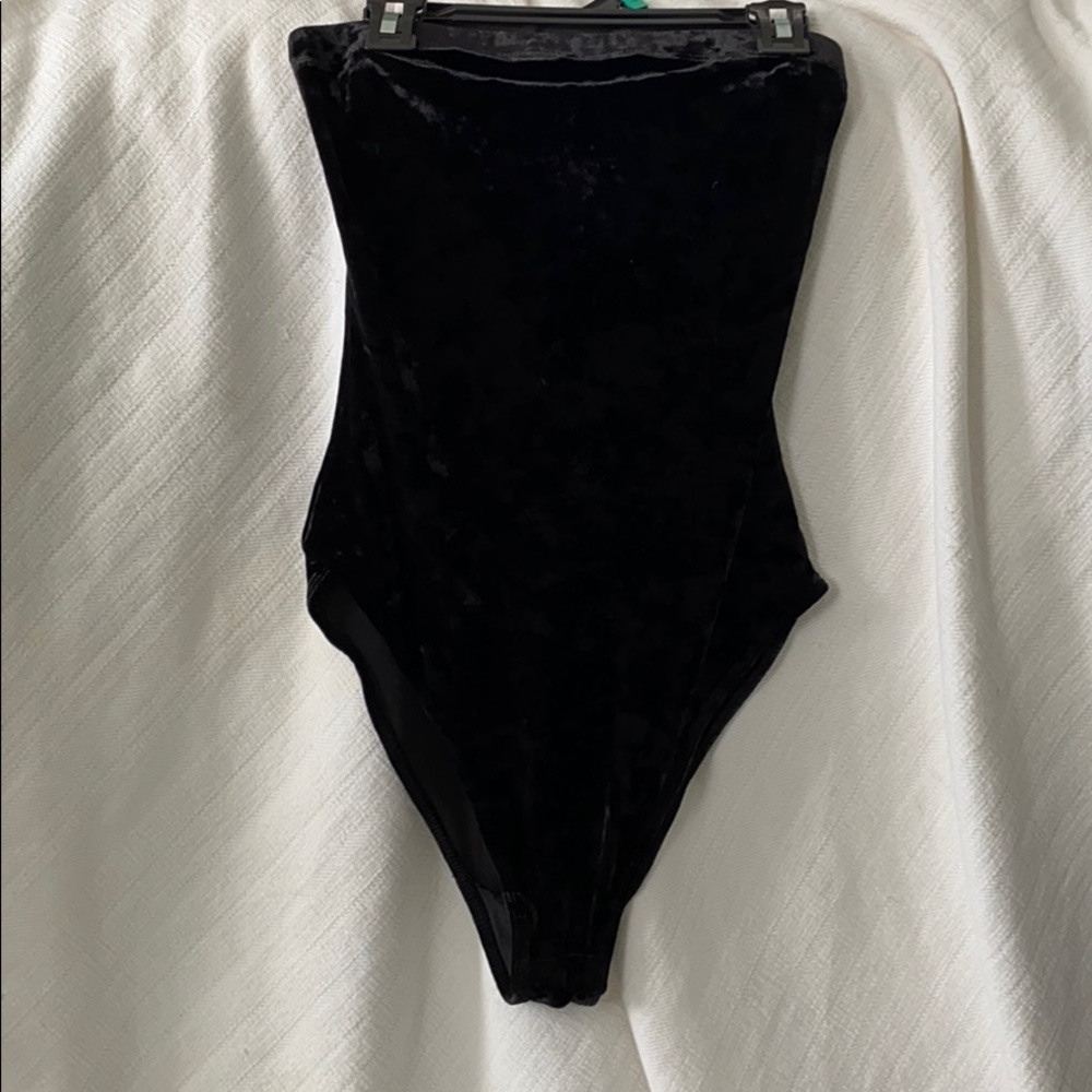 Strapless velvet bodysuit